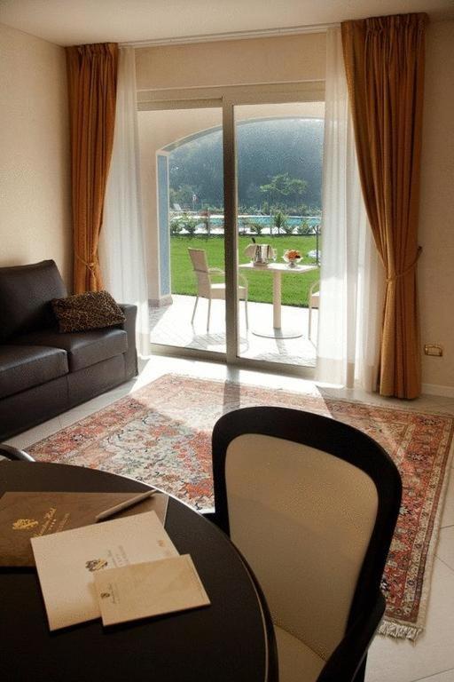 Monastero Resort & Spa Сойано-дель-Лаго Экстерьер фото